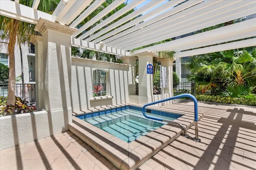 600 S Dixie Highway West Palm Beach FL 33401