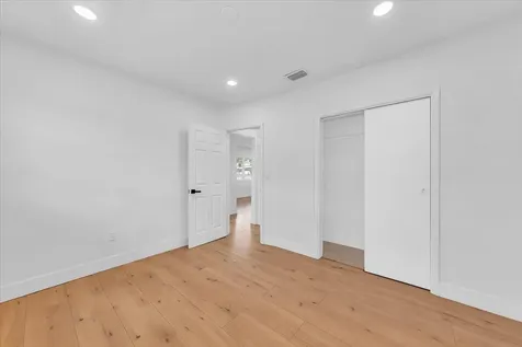4719 E 8th Court Hialeah FL 33013
