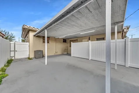 4719 E 8th Court Hialeah FL 33013