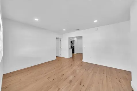 4719 E 8th Court Hialeah FL 33013