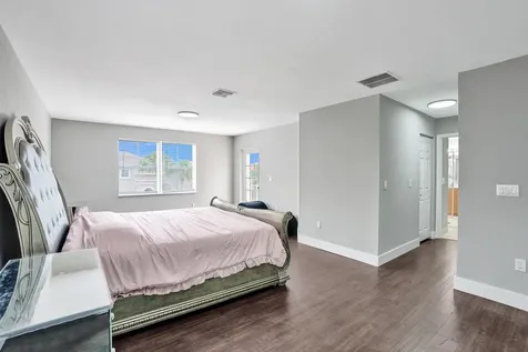 5262 SW 155th Avenue Miramar FL 33027