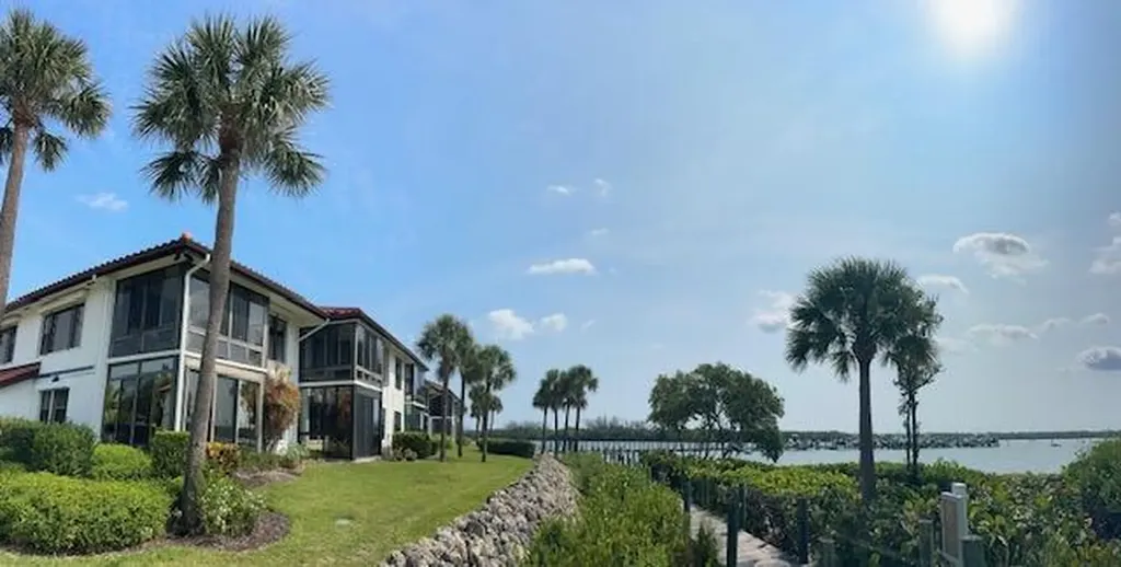 6142 SE Landing Way Stuart FL 34997