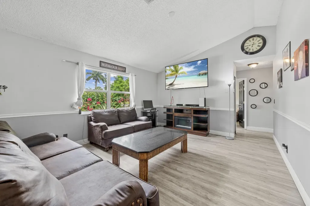 13254 79th Court N West Palm Beach FL 33412