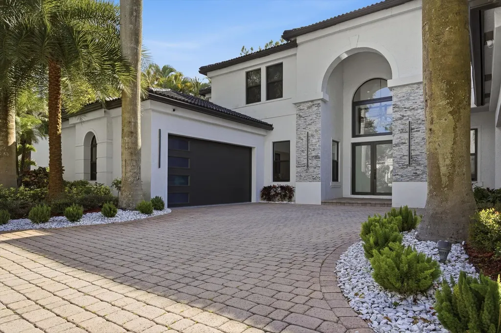 6005 Pinewood Avenue Parkland FL 33067