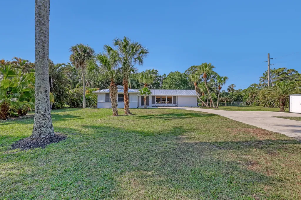4972 S Kay Street Palm Beach Gardens FL 33418