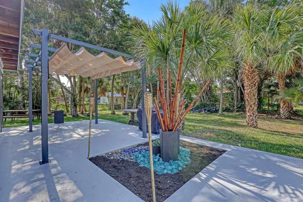 4972 S Kay Street Palm Beach Gardens FL 33418