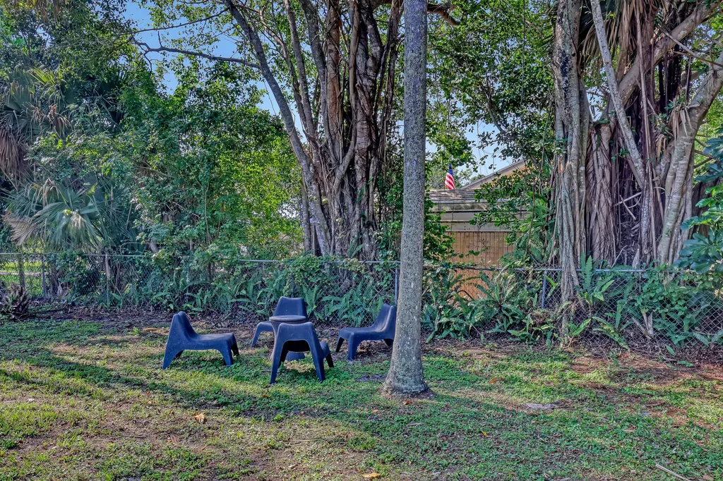 4972 S Kay Street Palm Beach Gardens FL 33418
