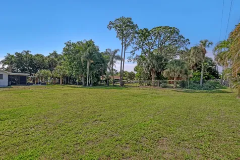 4972 S Kay Street Palm Beach Gardens FL 33418