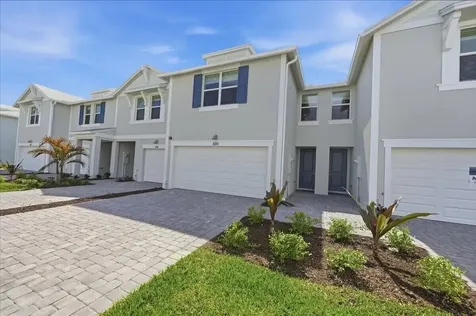 590 Salisbury Circle Fort Pierce FL 34982