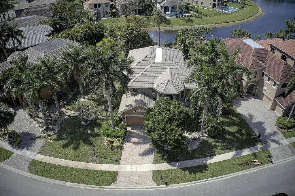 3483 Collonade Drive Wellington FL 33449