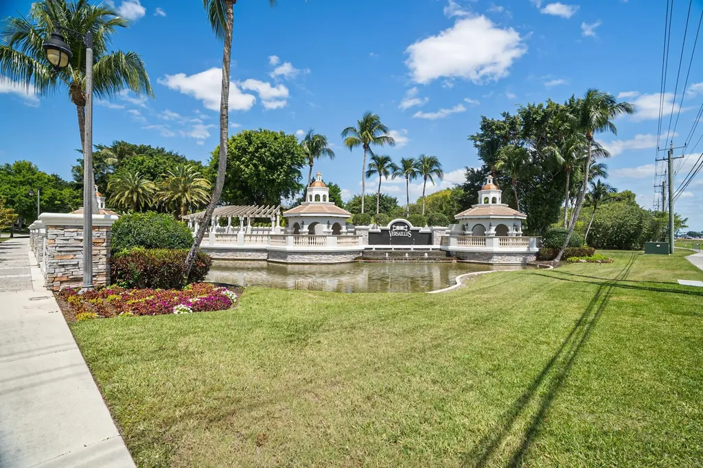 3483 Collonade Drive Wellington FL 33449