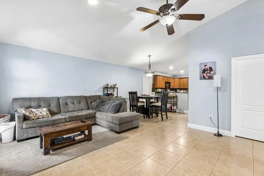 17038 69th Street N The Acreage FL 33470