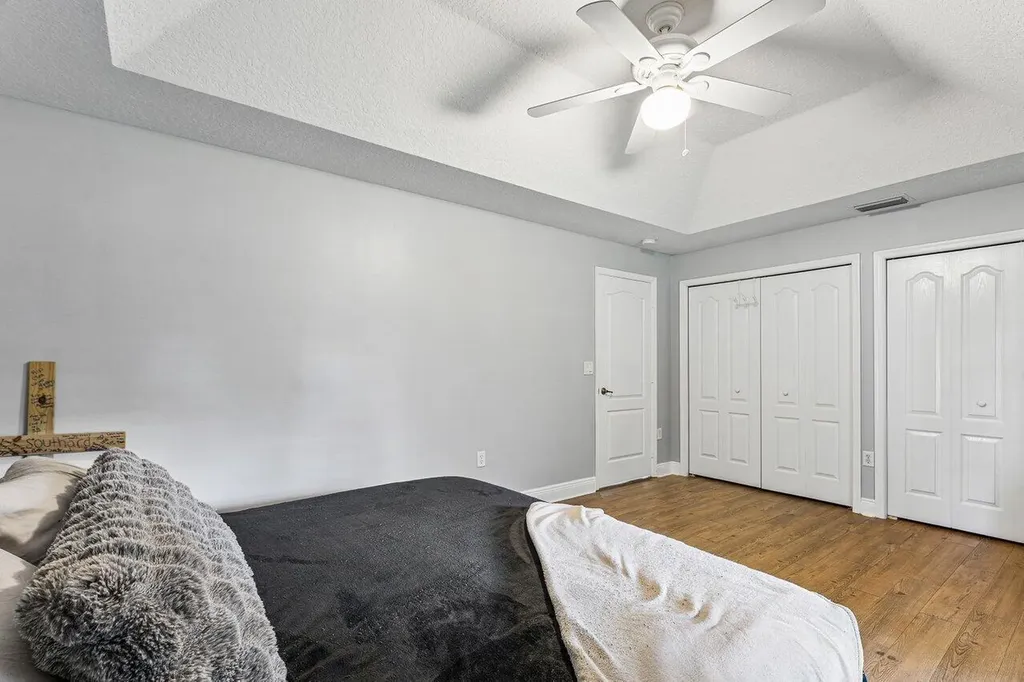 17038 69th Street N The Acreage FL 33470