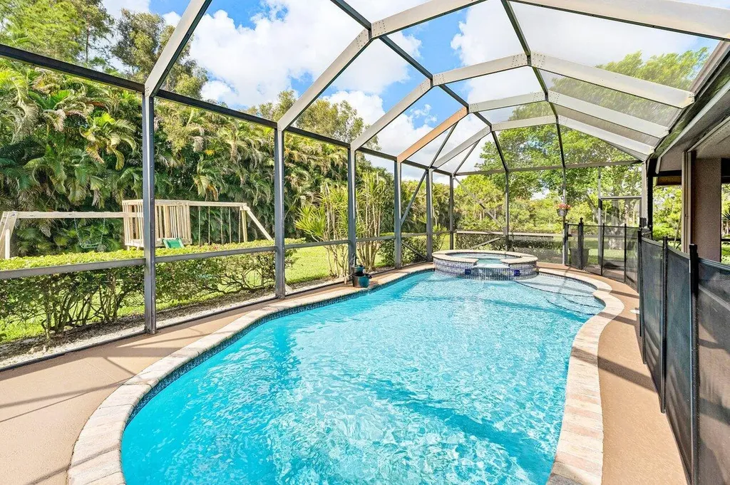 17038 69th Street N The Acreage FL 33470
