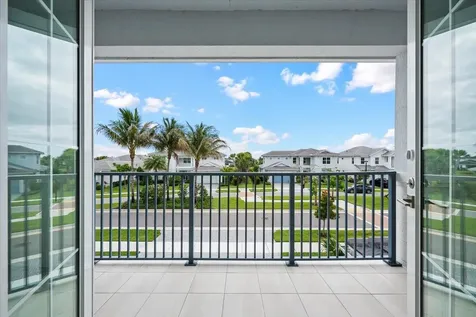 9236 Crestview Circle Palm Beach Gardens FL 33412