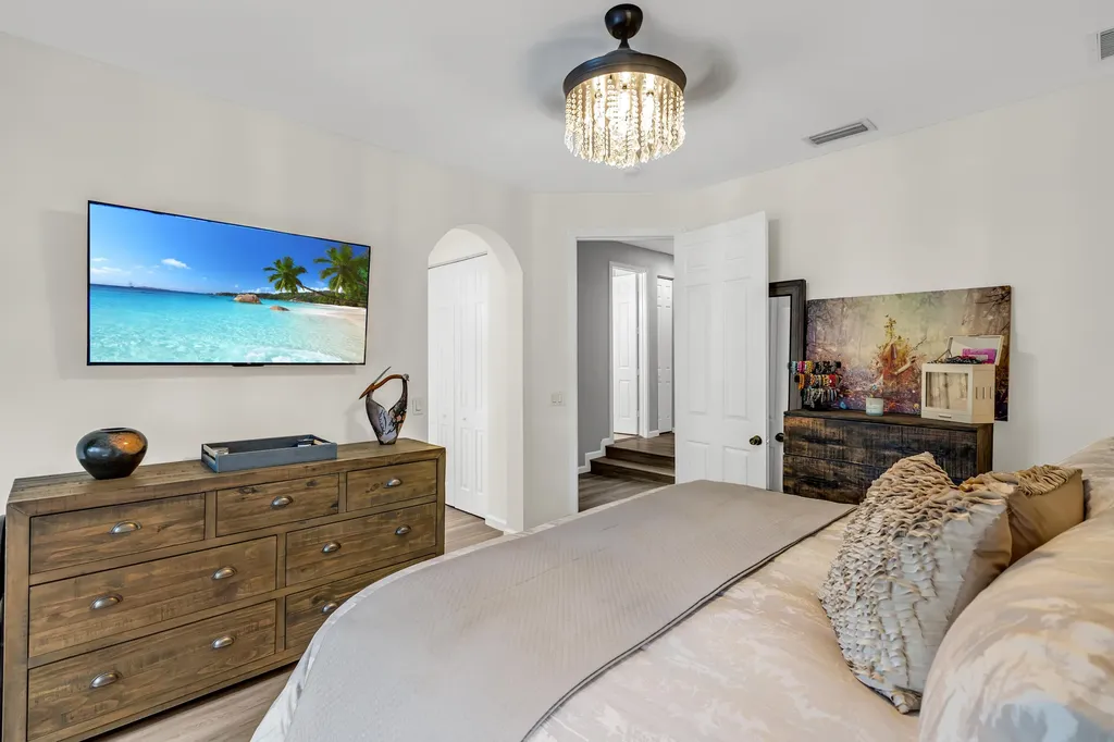 6407 Bella Circle Boynton Beach FL 33437