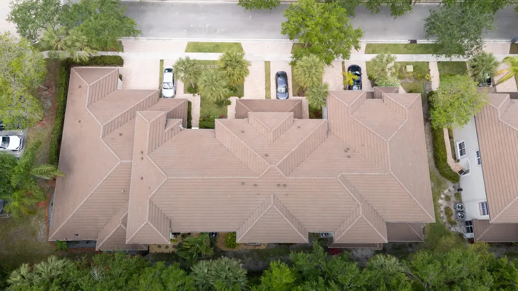6407 Bella Circle Boynton Beach FL 33437
