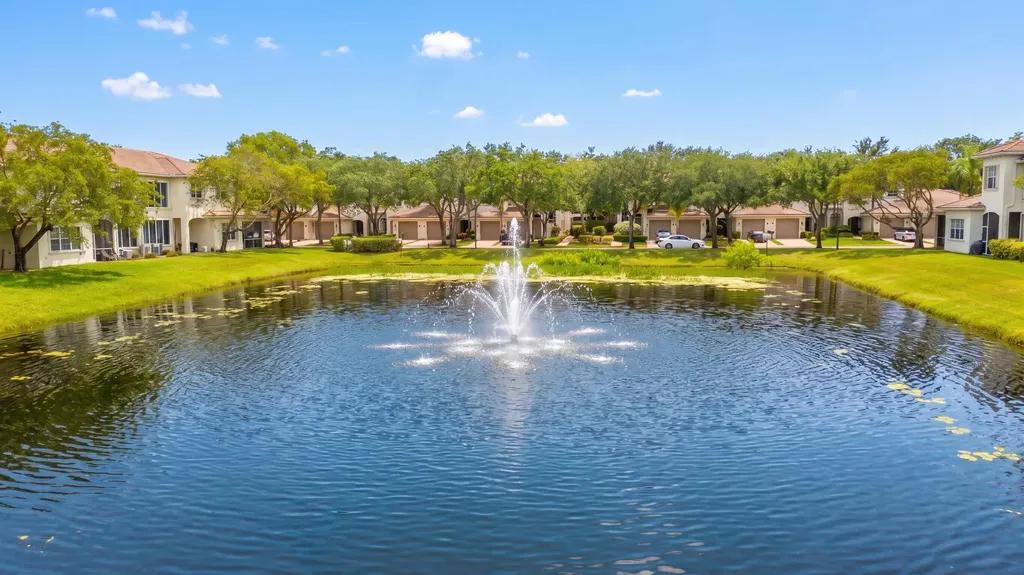 6407 Bella Circle Boynton Beach FL 33437