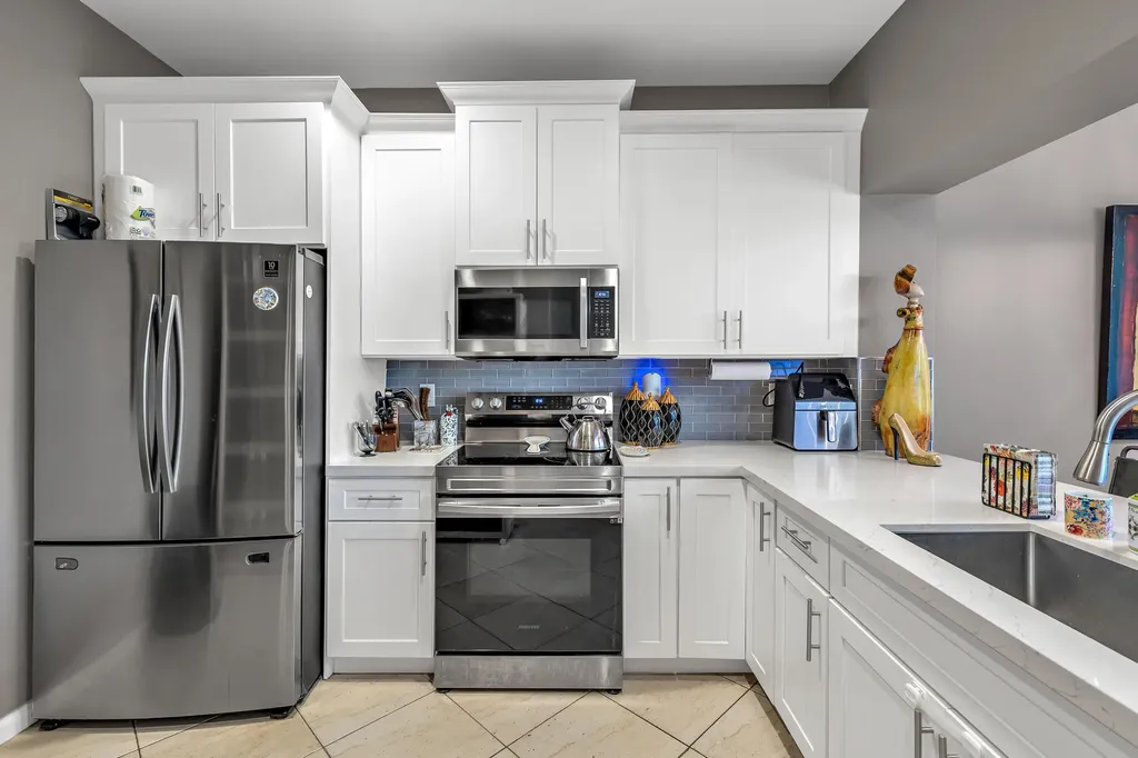 6407 Bella Circle Boynton Beach FL 33437