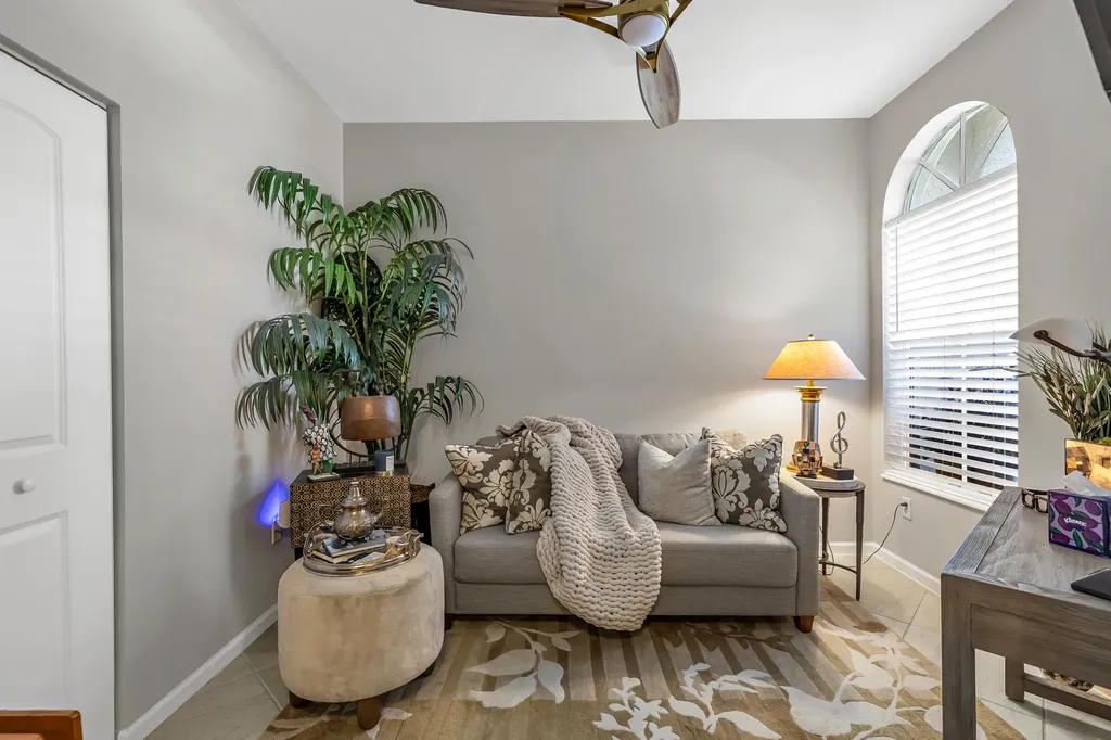 6407 Bella Circle Boynton Beach FL 33437