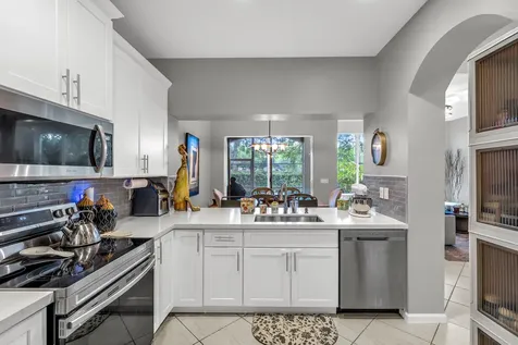 6407 Bella Circle Boynton Beach FL 33437
