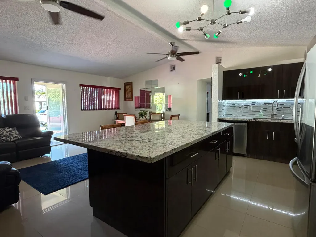 1117 SW 22nd Avenue Fort Lauderdale FL 33312