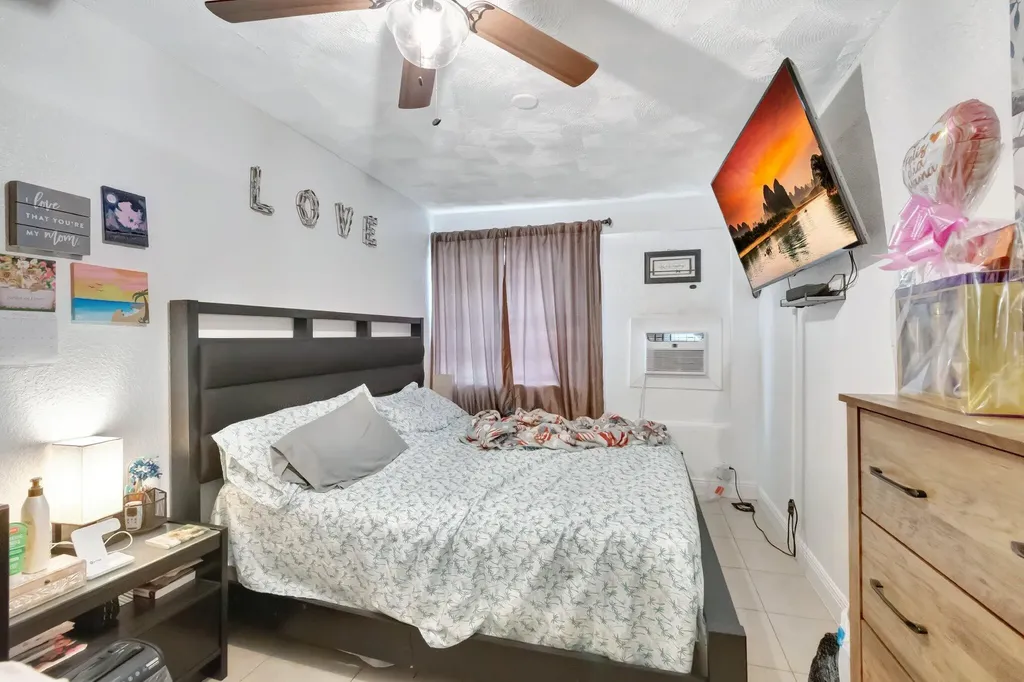 3063 Floweva Street West Palm Beach FL 33406