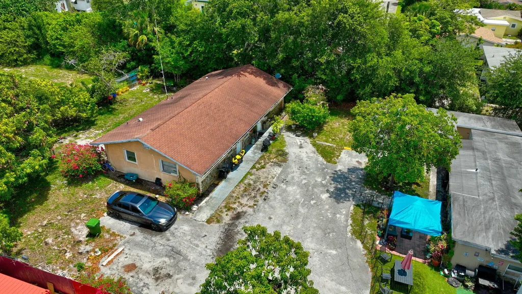 3063 Floweva Street West Palm Beach FL 33406