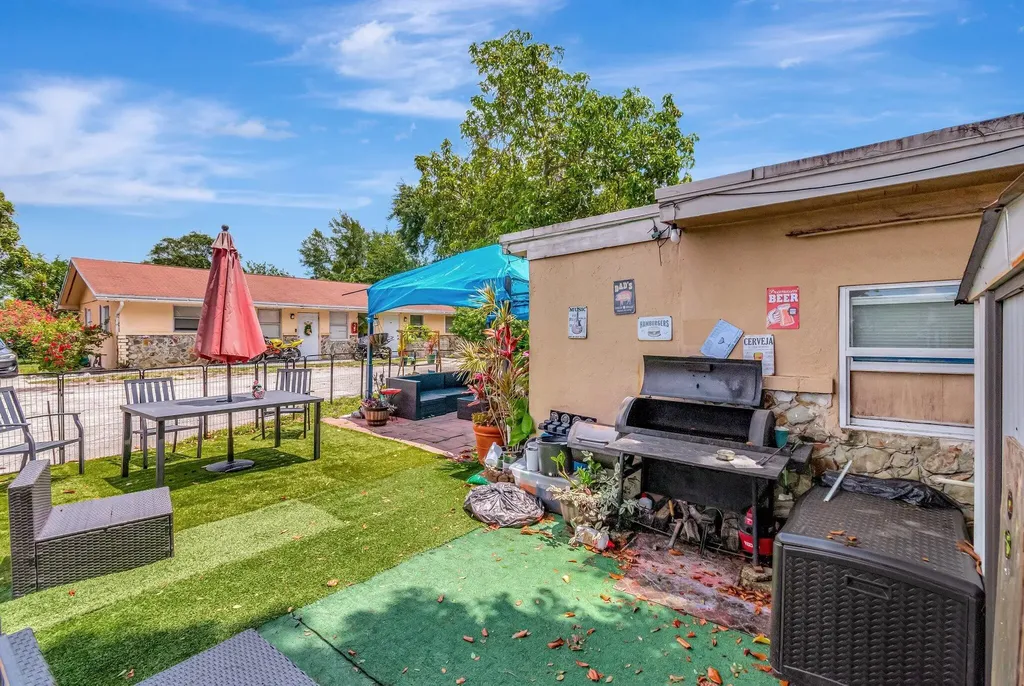 3063 Floweva Street West Palm Beach FL 33406