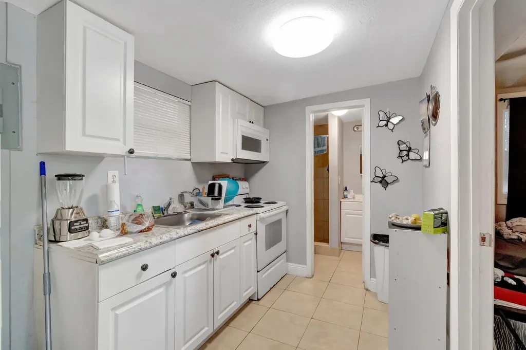 3063 Floweva Street West Palm Beach FL 33406