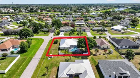 2738 SW District Avenue Port St Lucie FL 34953