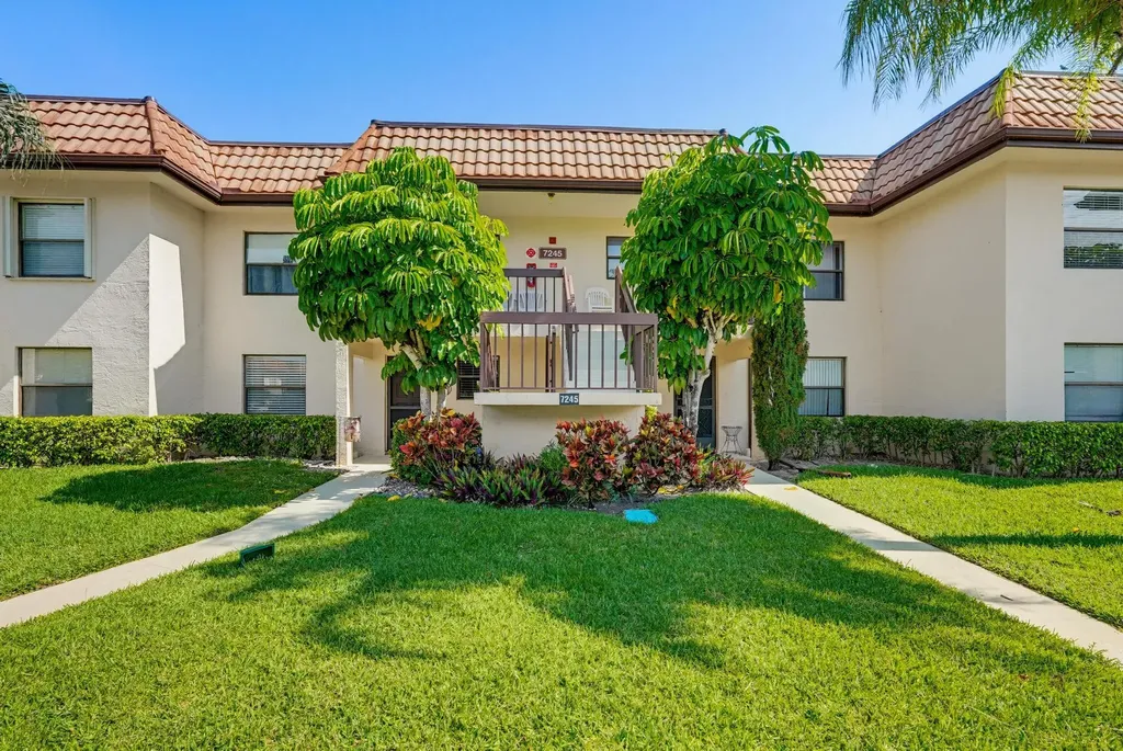 7245 Golf Colony Court Lake Worth FL 33467