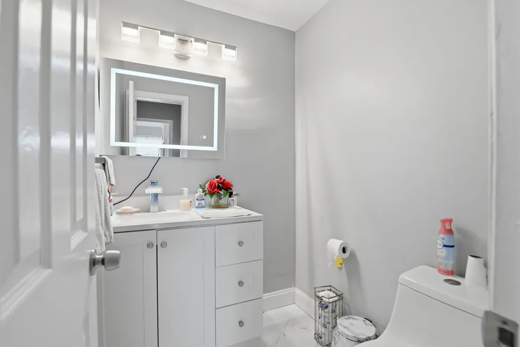 4260 NW 114th Terrace Coral Springs FL 33065