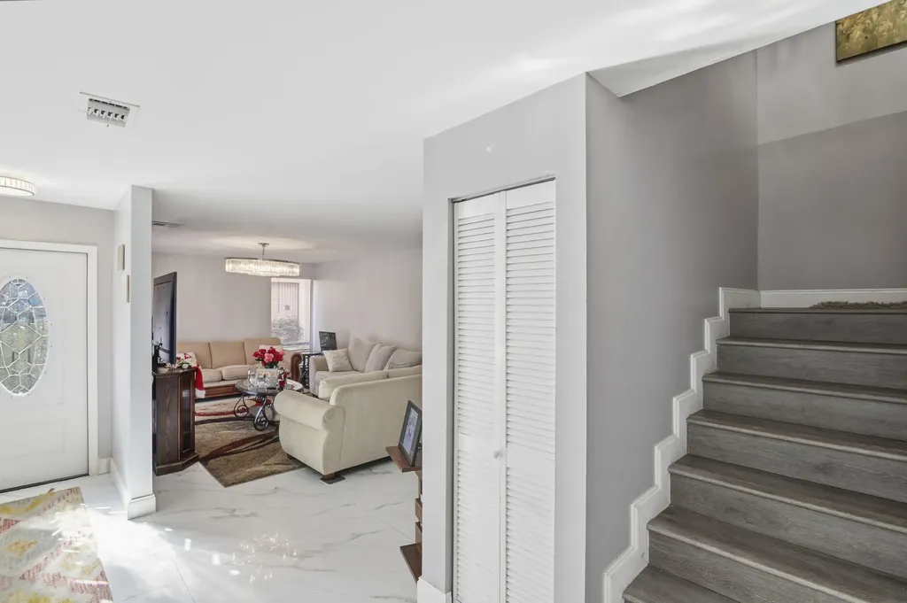 4260 NW 114th Terrace Coral Springs FL 33065