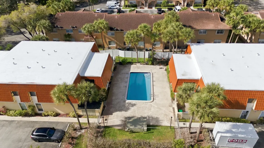 4260 NW 114th Terrace Coral Springs FL 33065