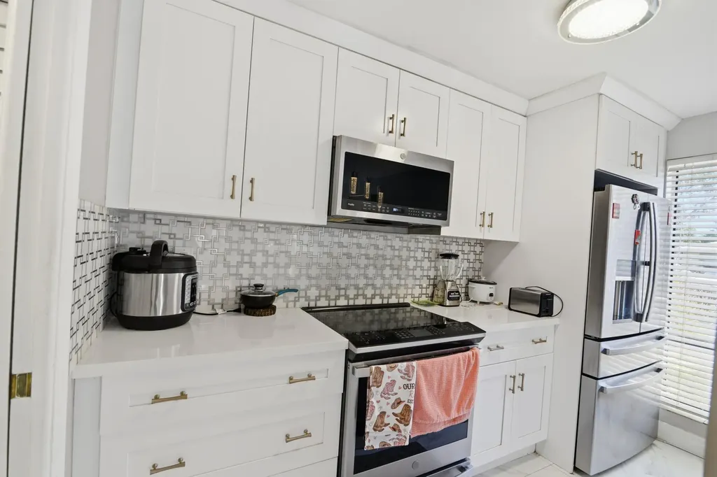 4260 NW 114th Terrace Coral Springs FL 33065