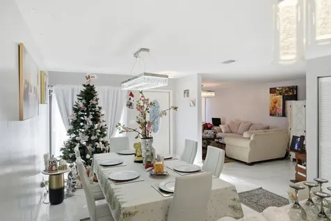 4260 NW 114th Terrace Coral Springs FL 33065