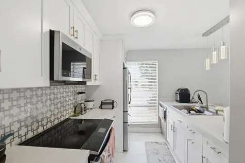 4260 NW 114th Terrace Coral Springs FL 33065
