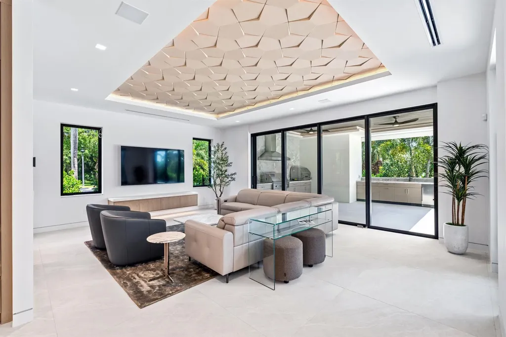 17344 Northway Circle Boca Raton FL 33496