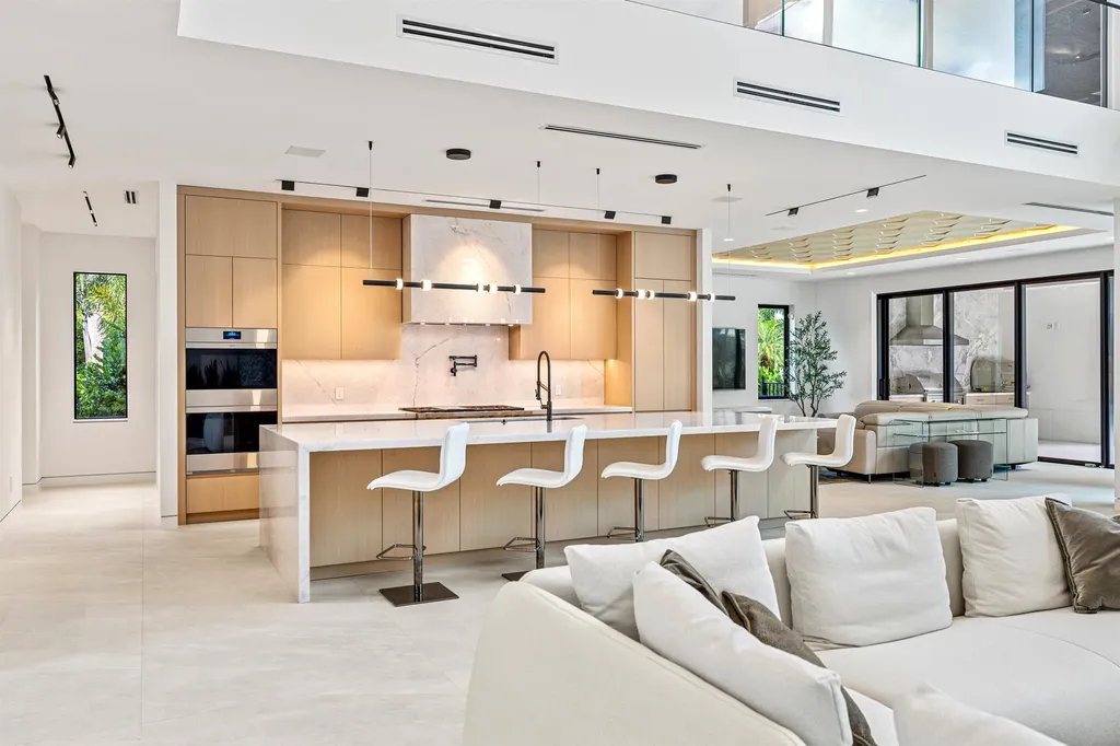 17344 Northway Circle Boca Raton FL 33496