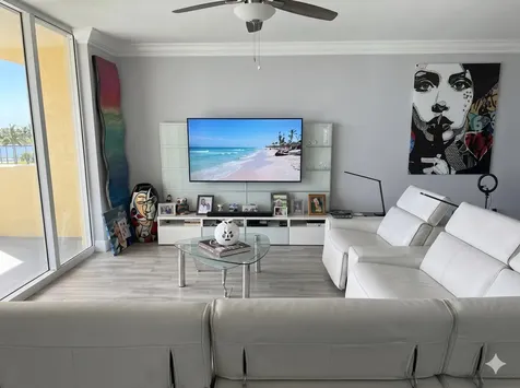 2640 Lake Shore Drive Riviera Beach FL 33404