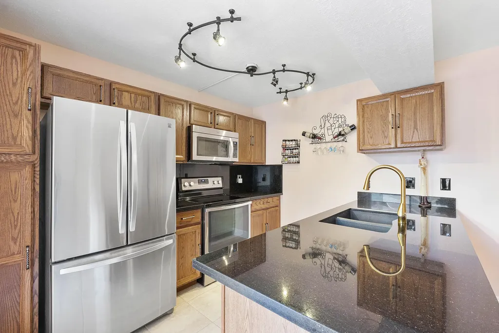 1426 SW 110th Way Davie FL 33324