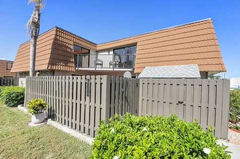 1426 SW 110th Way Davie FL 33324