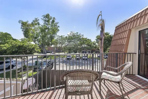 1426 SW 110th Way Davie FL 33324