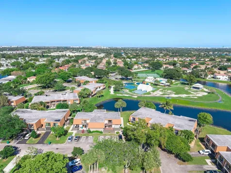 1426 SW 110th Way Davie FL 33324