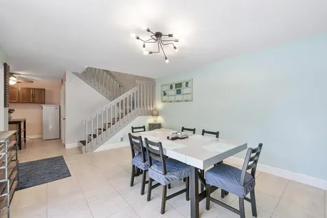 1426 SW 110th Way Davie FL 33324