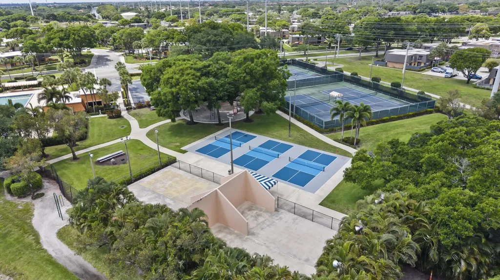 7707 77th Way West Palm Beach FL 33407