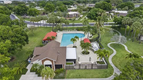 7707 77th Way West Palm Beach FL 33407