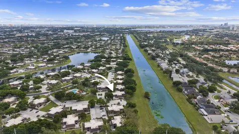 7707 77th Way West Palm Beach FL 33407