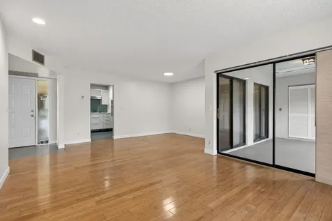 3713 Cocoplum Circle Coconut Creek FL 33063